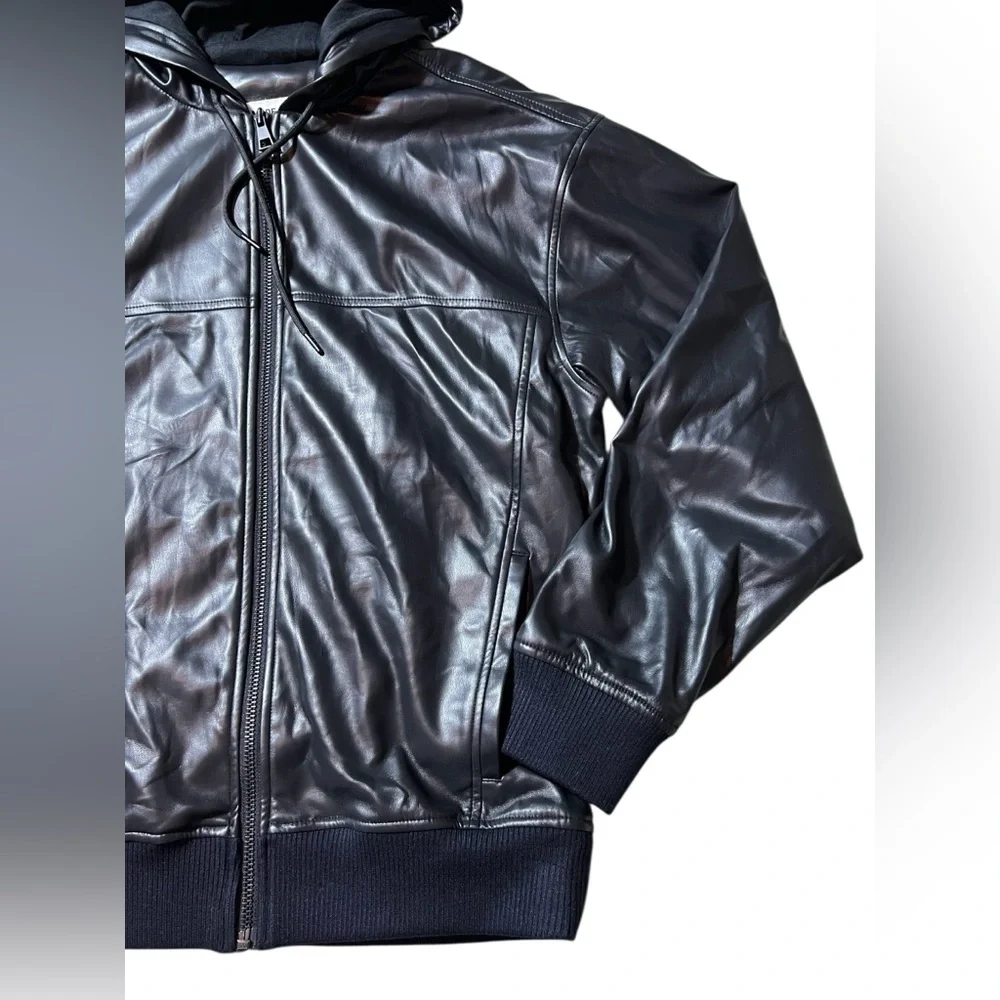 Mode of‎ One Black Faux Leather Hooded full Zip Jacket Men’s Small long sleeve